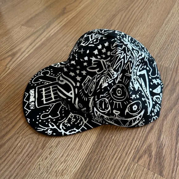 BLACK WHITE Graffiti ARTIST Freehand Design Yes No Hate Love SNAPBACK HAT CAP - Picture 2 of 5